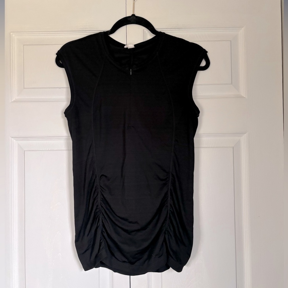 Athleta top